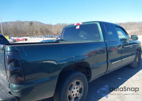 2003 Chevrolet Silverado 1500 Ls из США, поврежденный, VIN 2GCEC19T731369477